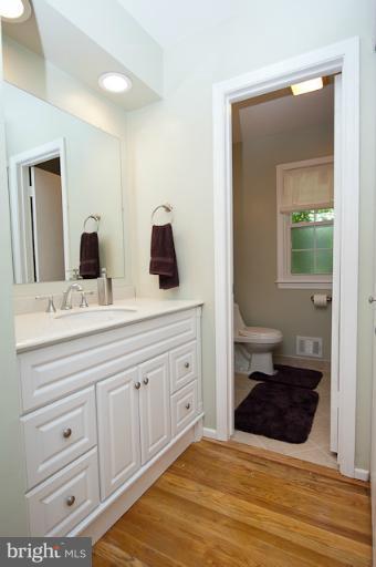8124 Greeley Boulevard Springfield, VA 22152 - Photo 10 of 30 Bath