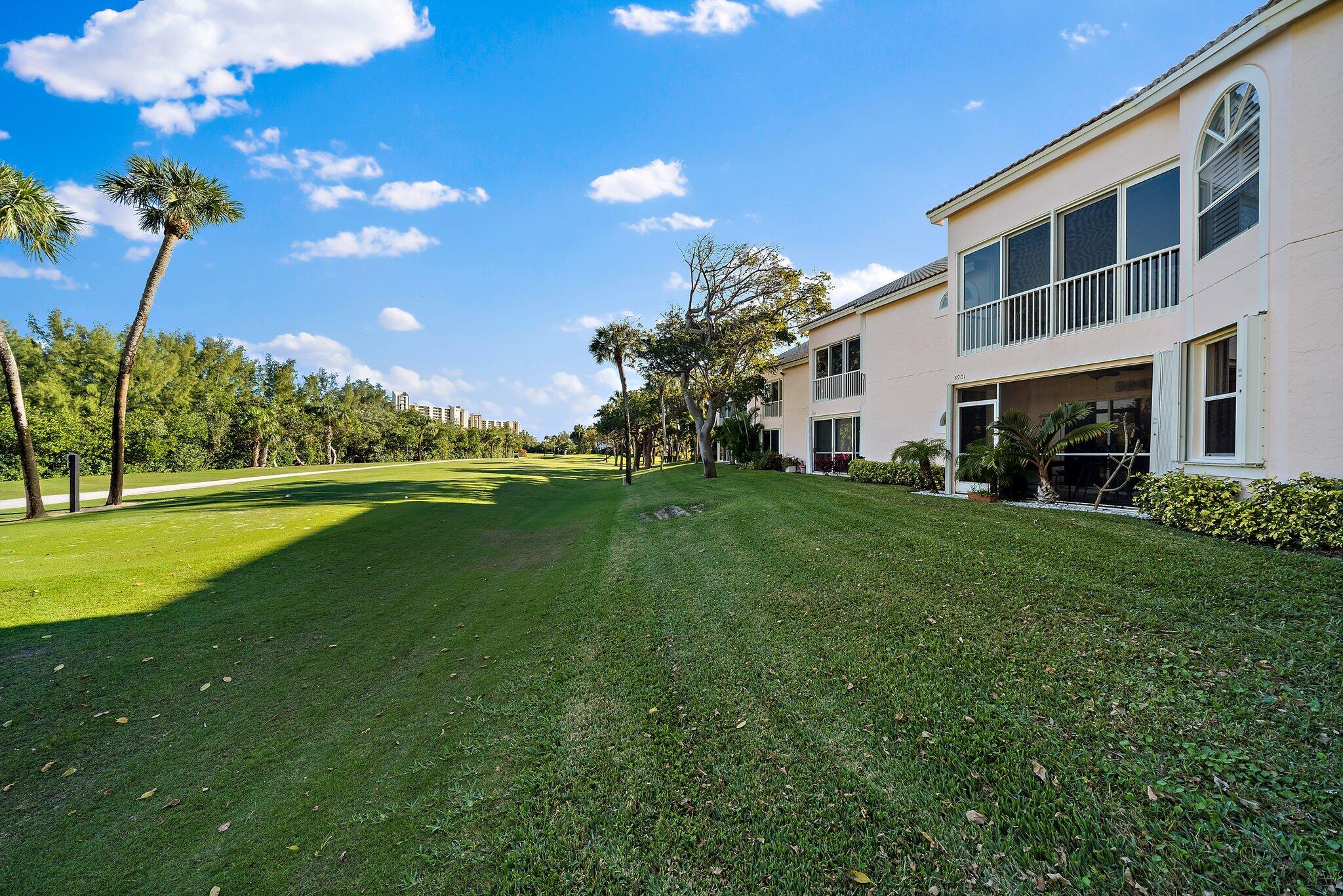 3902 Fairway Drive North Jupiter, FL 33477 - Photo 7 of 54 005-3902FairwayDrN-Jupiter-FL-SMALL