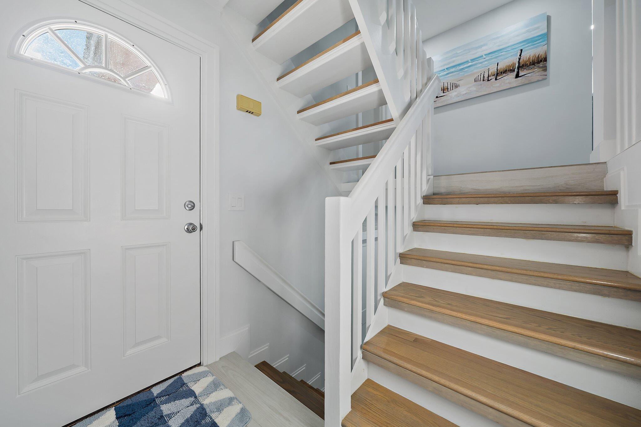 3902 Fairway Drive North Jupiter, FL 33477 - Photo 10 of 54 010-3902FairwayDrN-Jupiter-FL-SMALL