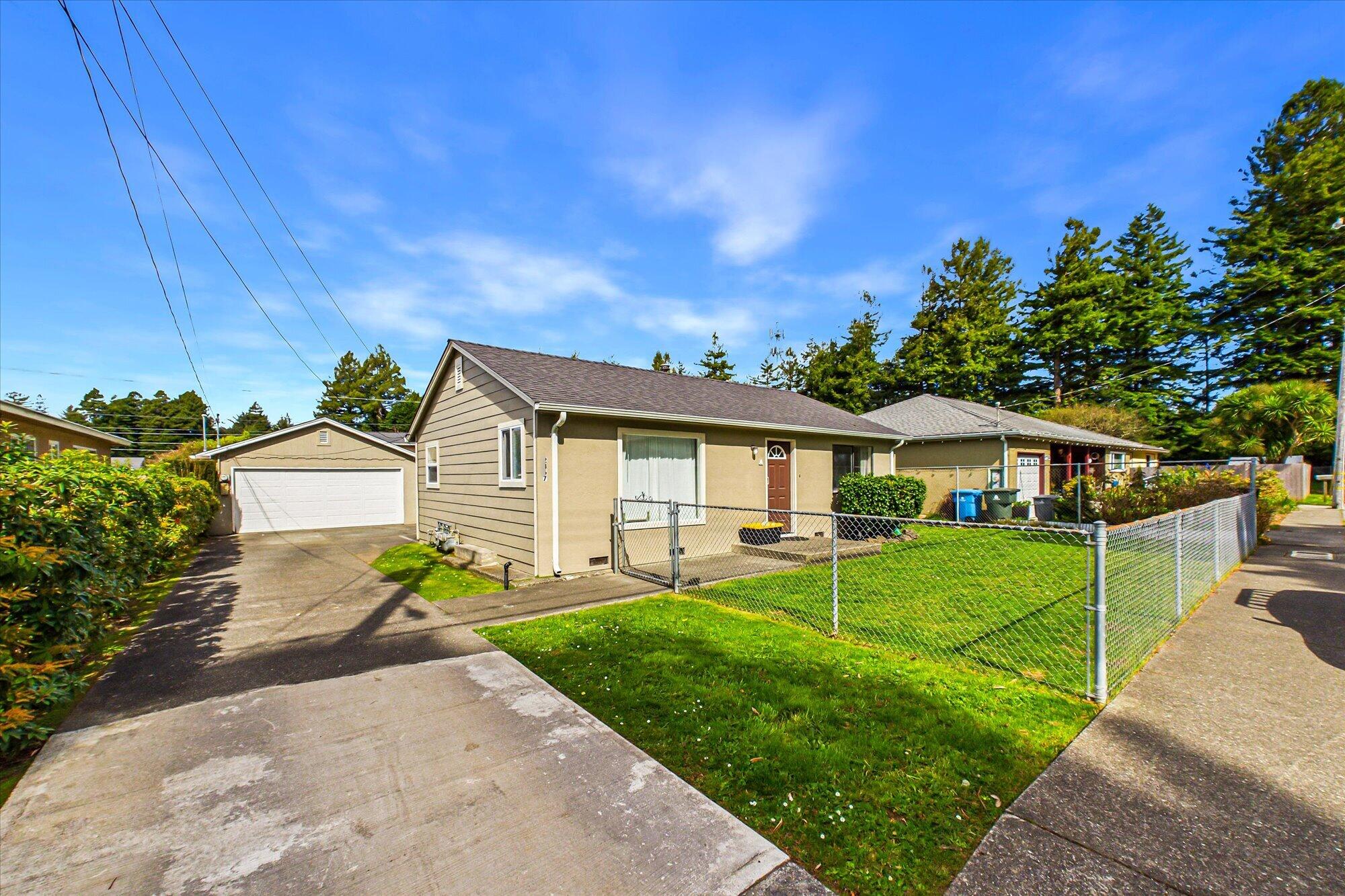 2467 Fern Street Cutten, CA 95503 - Photo 1 of 49