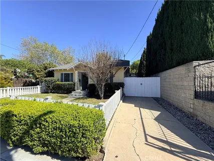 $799,000 | 318 North Claudina Street, Anaheim, CA 92805