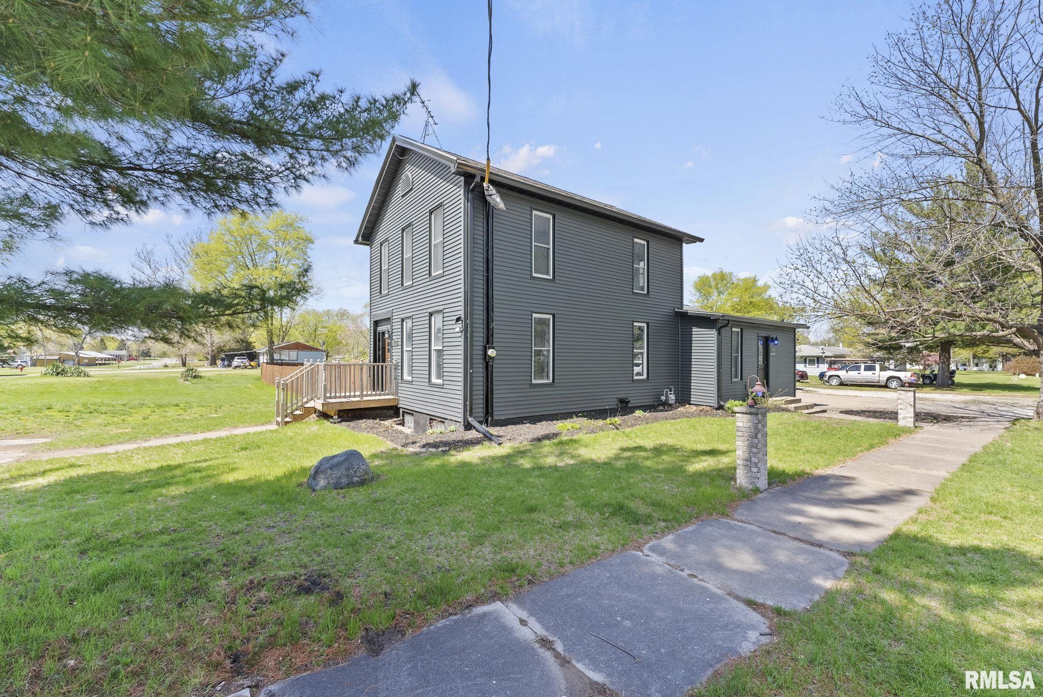 511 Washington Street New Boston, IL 61272 - Photo 3 of 27