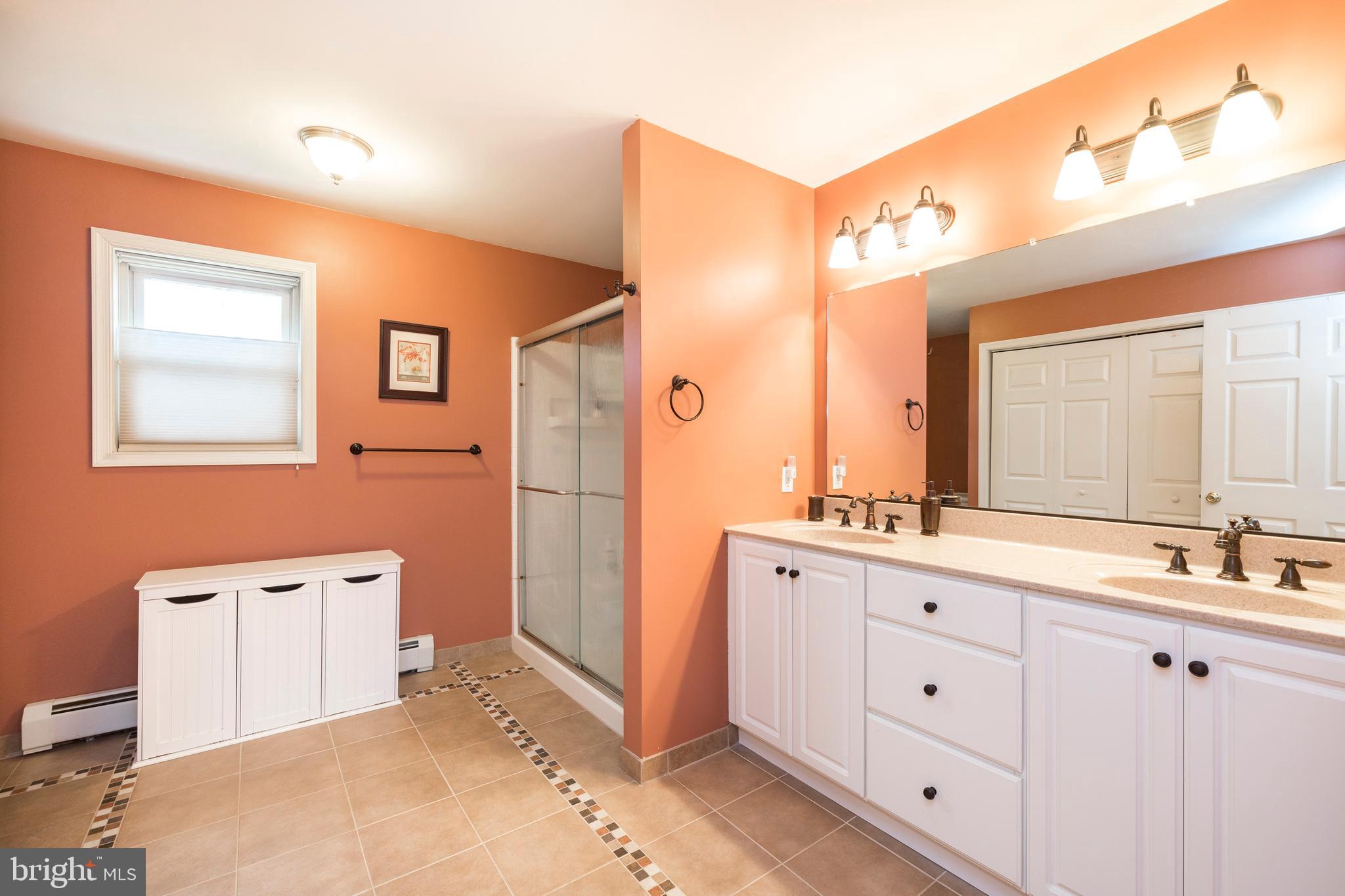 985 Anders Road Lansdale, PA 19446 - Photo 11 of 34 Gallery Image 11