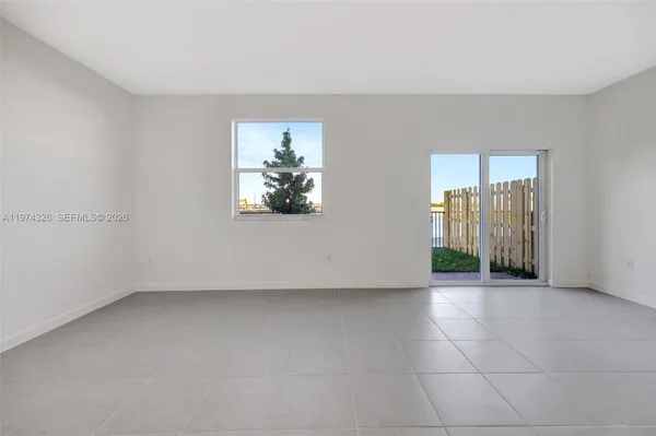 $3,950 | 2556 Southeast 27th Court, Unit 2556, Homestead, FL 33035