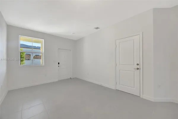 $3,950 | 2556 Southeast 27th Court, Unit 2556, Homestead, FL 33035