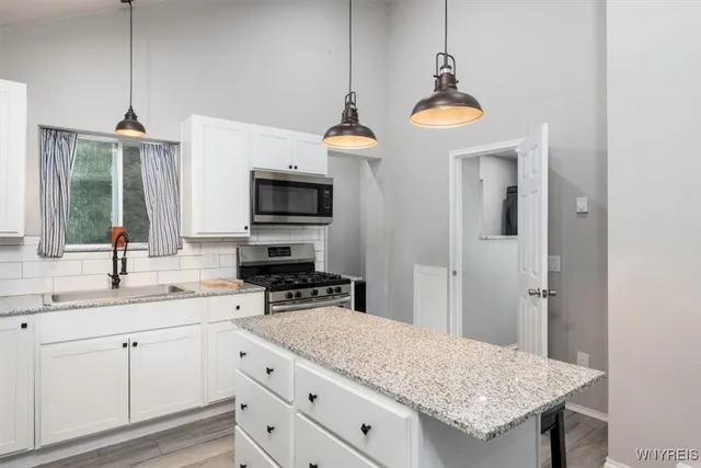 $179,900 | 6855 Revere Drive, Evans, NY 14047