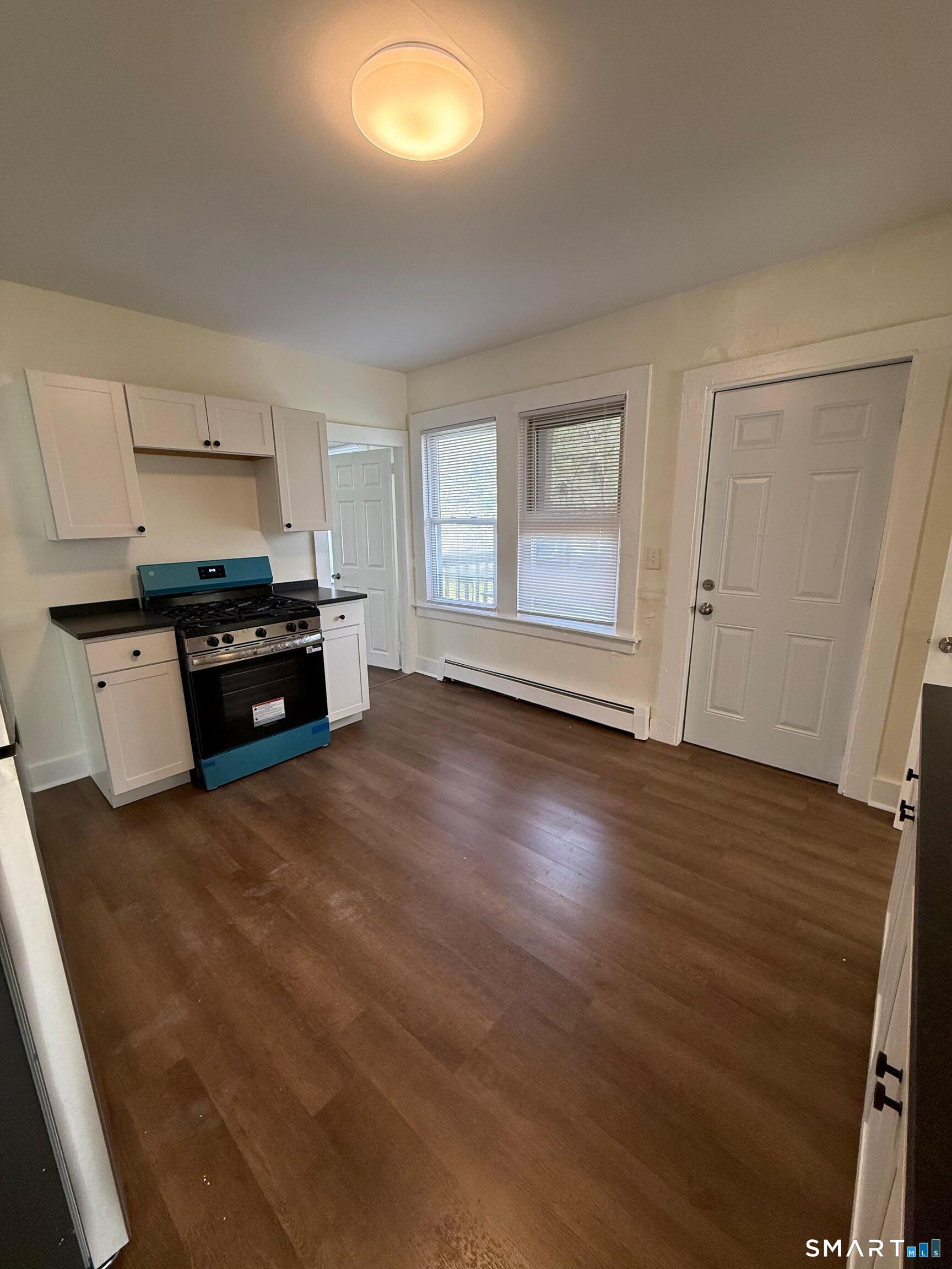 27 Botsford Street Meriden, CT 06451 - Photo 2 of 16