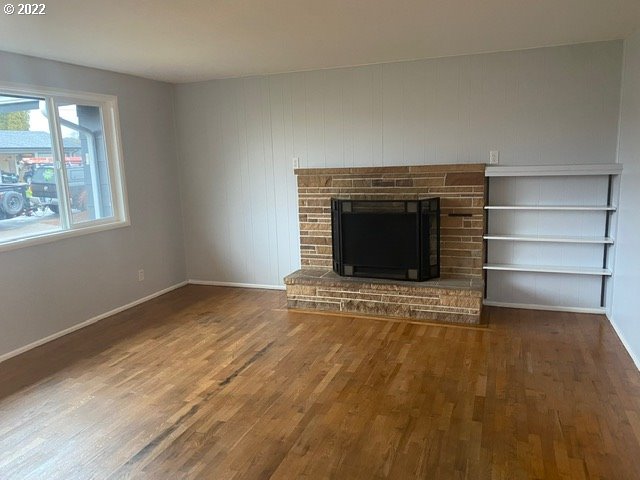 3940 Osage Street Springfield, OR 97478 - Photo 2 of 26 Living Room
