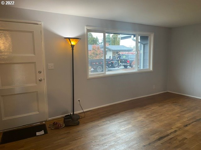 3940 Osage Street Springfield, OR 97478 - Photo 3 of 26 Living Room