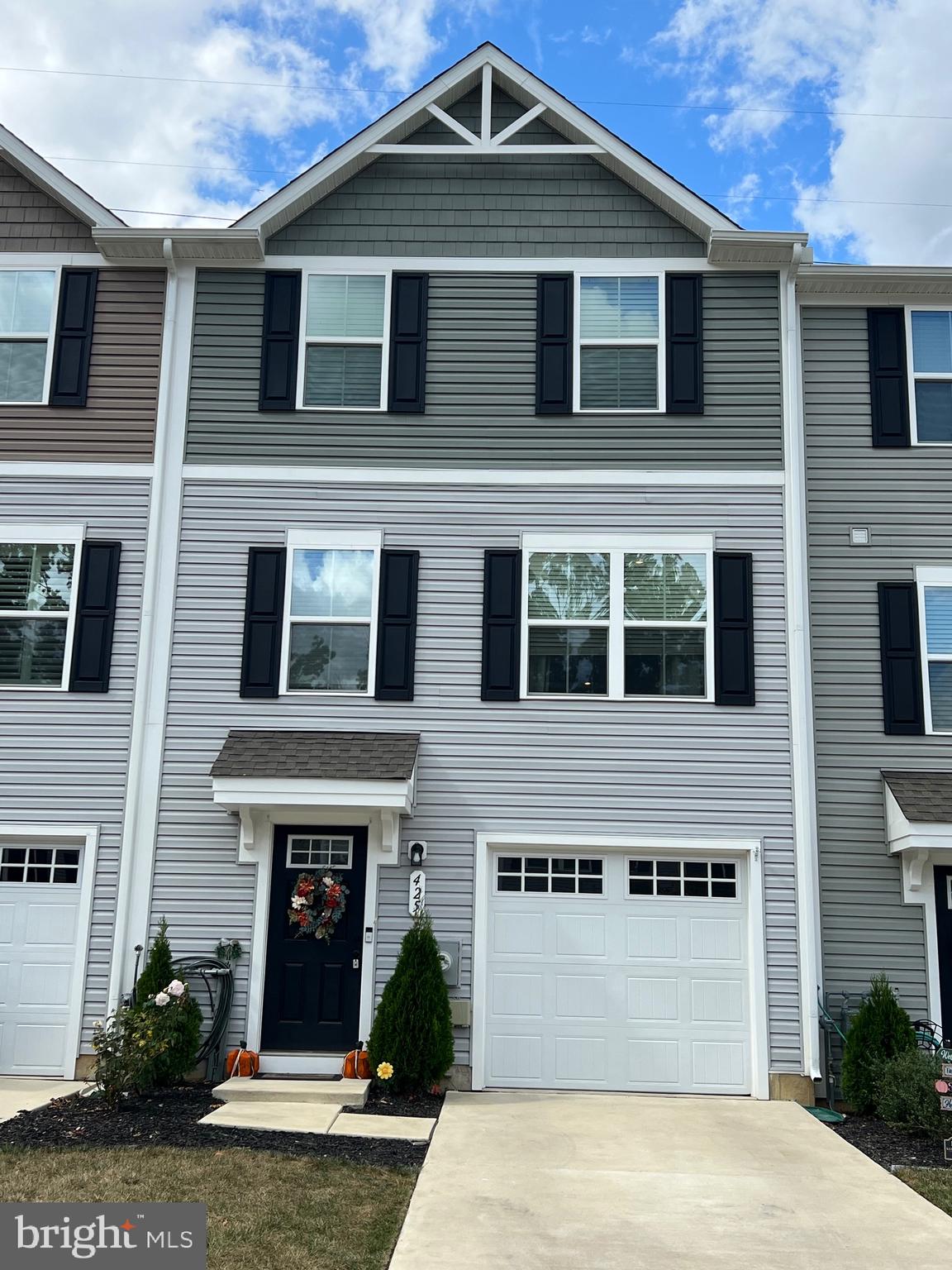 425 Comfort Road Williamstown, NJ 08094 - Photo 1 of 24 Gallery Image 1
