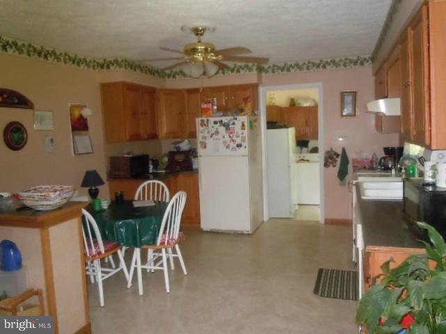 5572 Old Bust Head Road Broad Run, VA 20137 - Photo 5 of 21 Kitchen