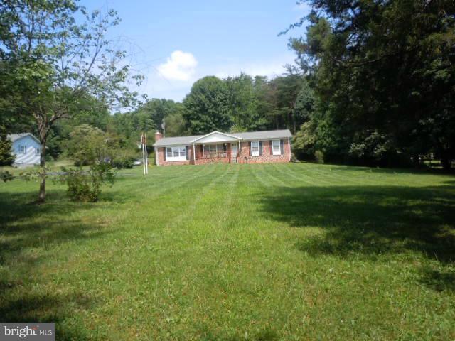 5572 Old Bust Head Road Broad Run, VA 20137 - Photo 10 of 21 Exterior (Front)