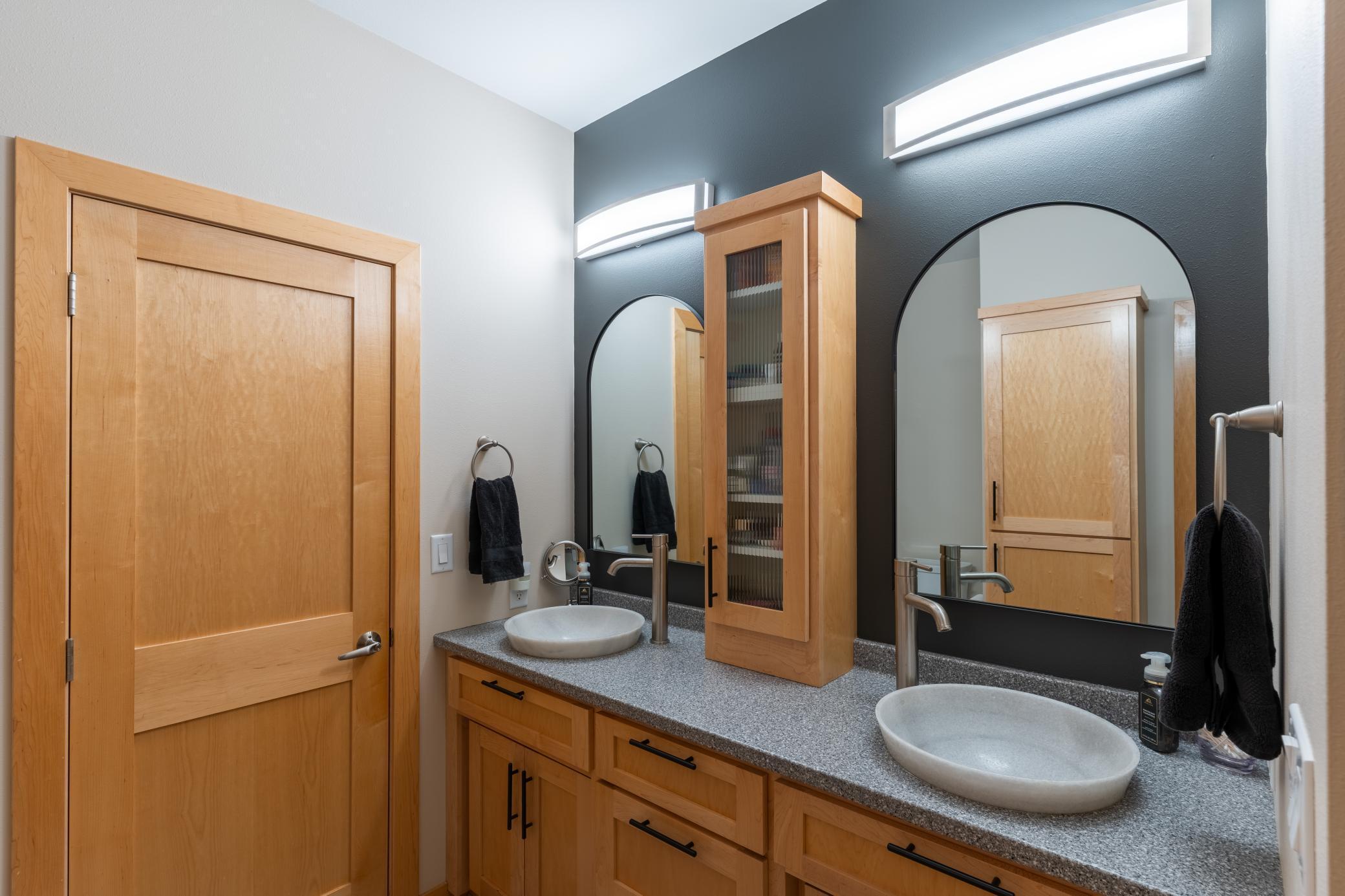 4625 Beach Lane South Fargo, ND 58104 - Photo 17 of 48