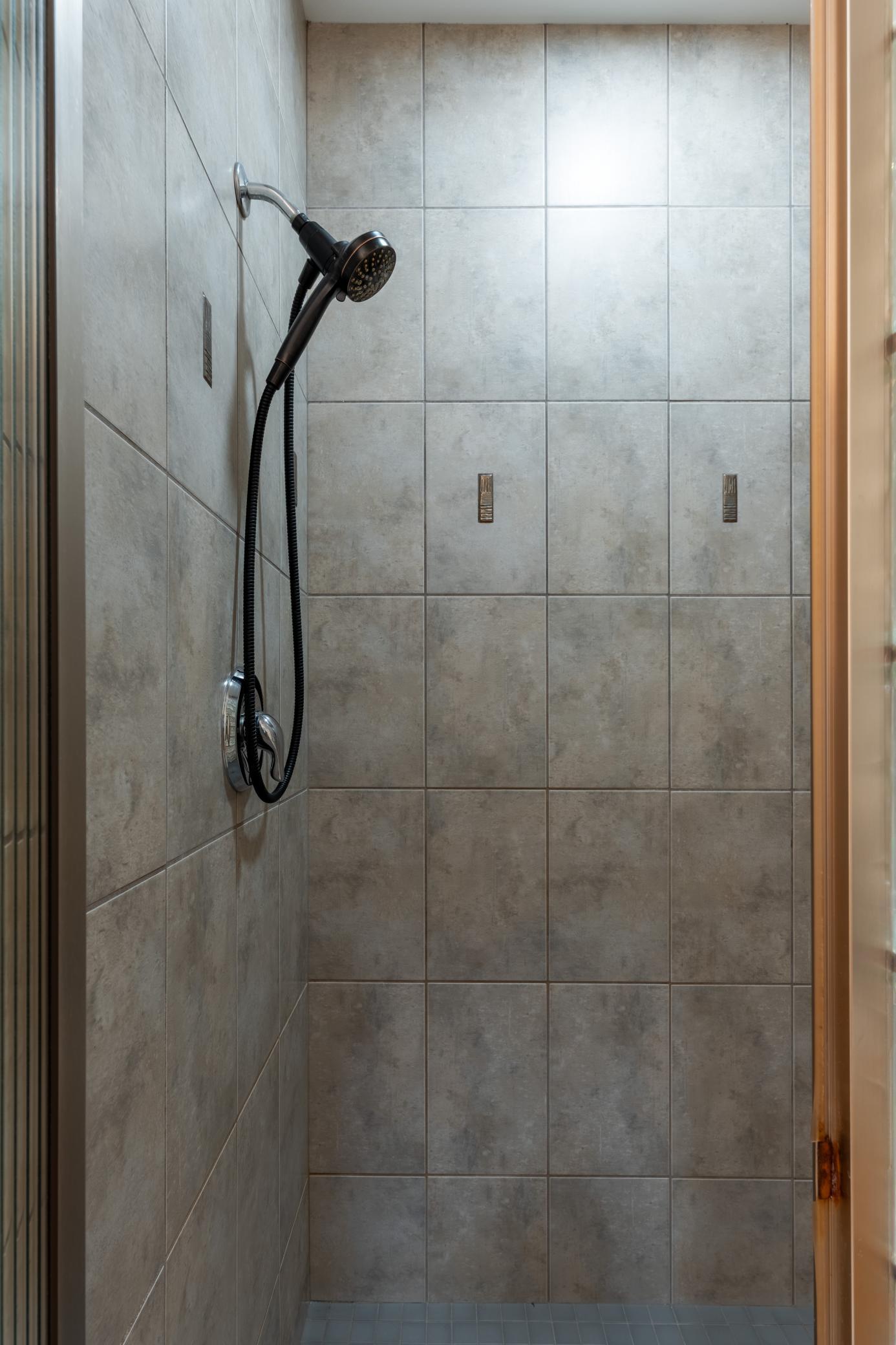 4625 Beach Lane South Fargo, ND 58104 - Photo 21 of 48