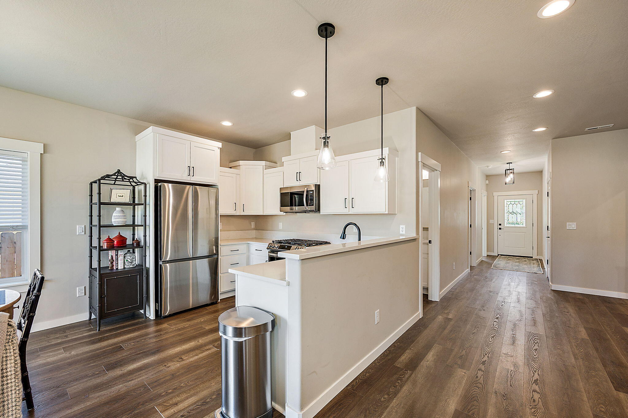 228 Christopher Way Talent, OR 97540 - Photo 20 of 58 22-web-or-mls-ApxCW (22)