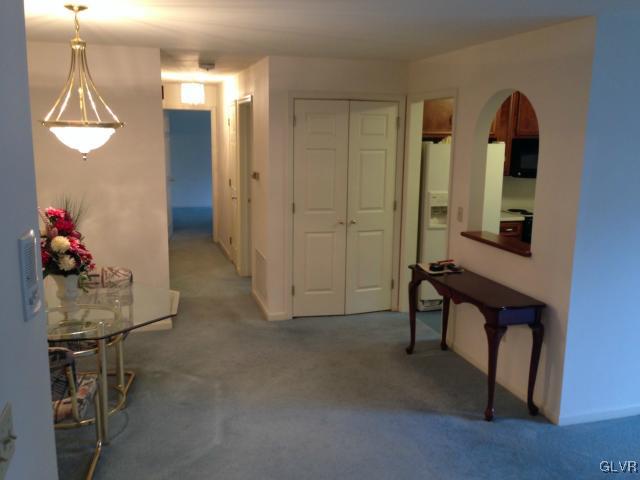 853 Cold Spring Road Allentown, PA 18103 - Photo 8 of 27 a room with table and chairs
