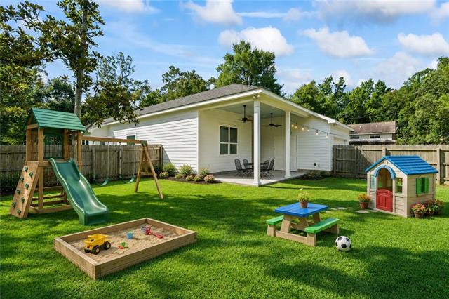 600 Colbert Street Mandeville, LA 70448 - Photo 9 of 43