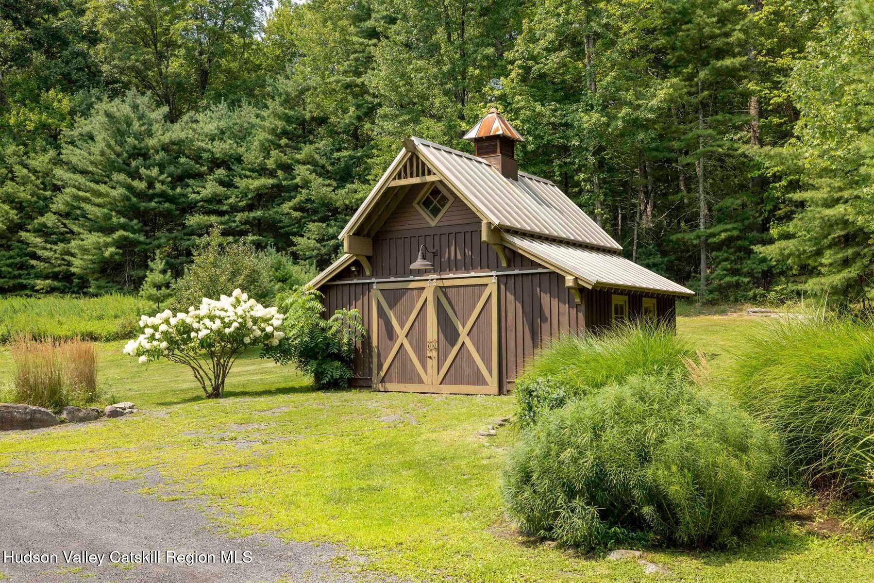 9 Ricci Road Accord, NY 12404 - Photo 5 of 55 photo_online_004