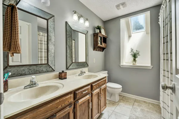 $515,000 | 446 Hickory Hills Drive, Cleveland, TN 37312