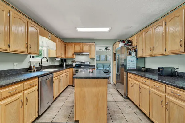 $515,000 | 446 Hickory Hills Drive, Cleveland, TN 37312