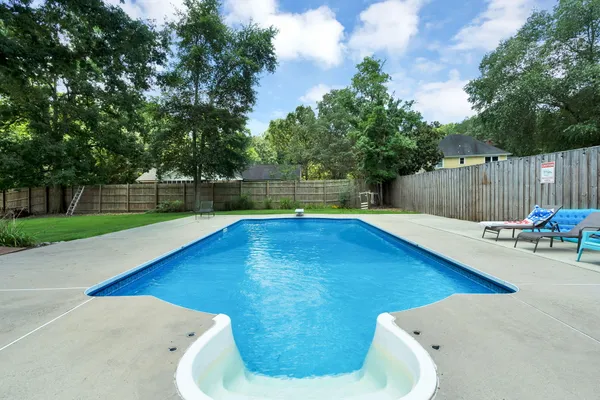 $515,000 | 446 Hickory Hills Drive, Cleveland, TN 37312