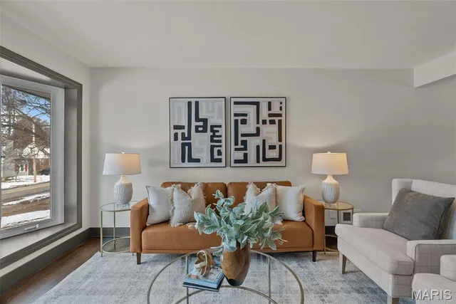 $349,900 | 816 South Ballas Road, Kirkwood, MO 63122