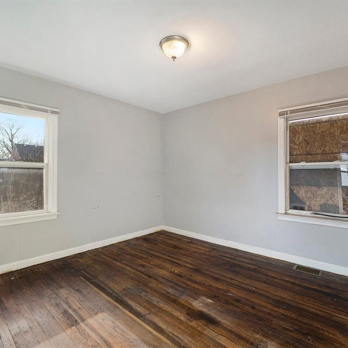 13757 Castleton Street Detroit, MI 48227 - Photo 13 of 23 Photo 13