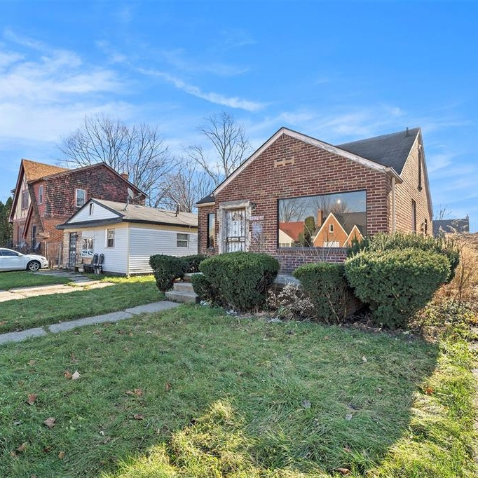 13757 Castleton Street Detroit, MI 48227 - Photo 2 of 23 Photo 2