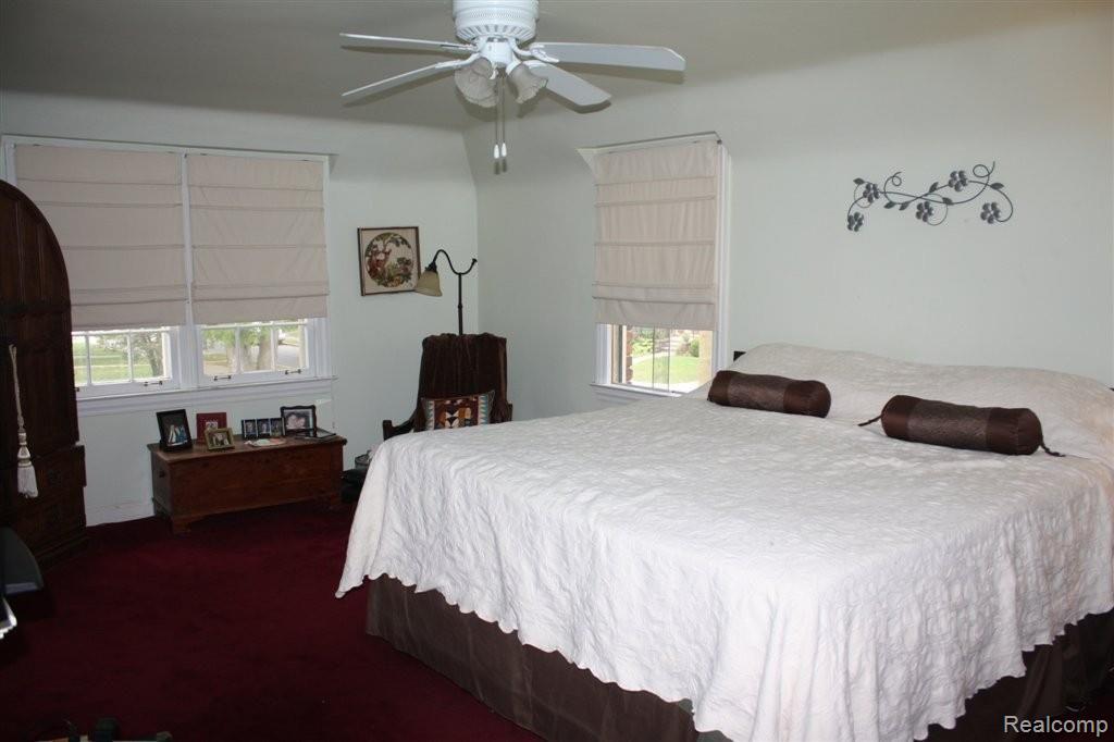 663 Fisher Road Grosse Pointe, MI 48230 - Photo 18 of 27 451.JPG