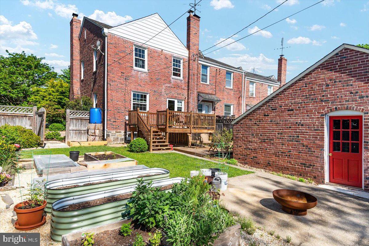 3613 Ednor Road Baltimore, MD 21218 - Photo 29 of 34