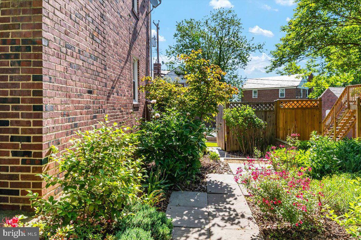 3613 Ednor Road Baltimore, MD 21218 - Photo 31 of 34