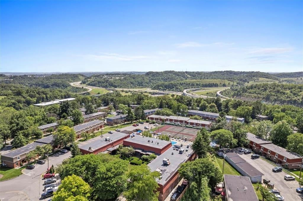 428 Country View Court Pittsburgh, PA 15205 - Photo 27 of 28 an aerial view of multiple house