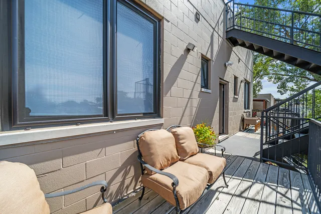 $499,000 | 4816 South St Lawrence Avenue, Unit 302, Chicago, IL 60615