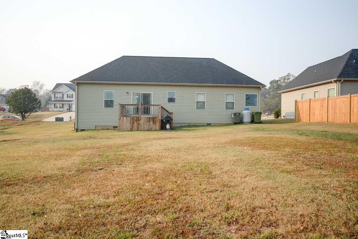 363 Bright Farm Road Duncan, SC 29334 - Photo 4 of 23