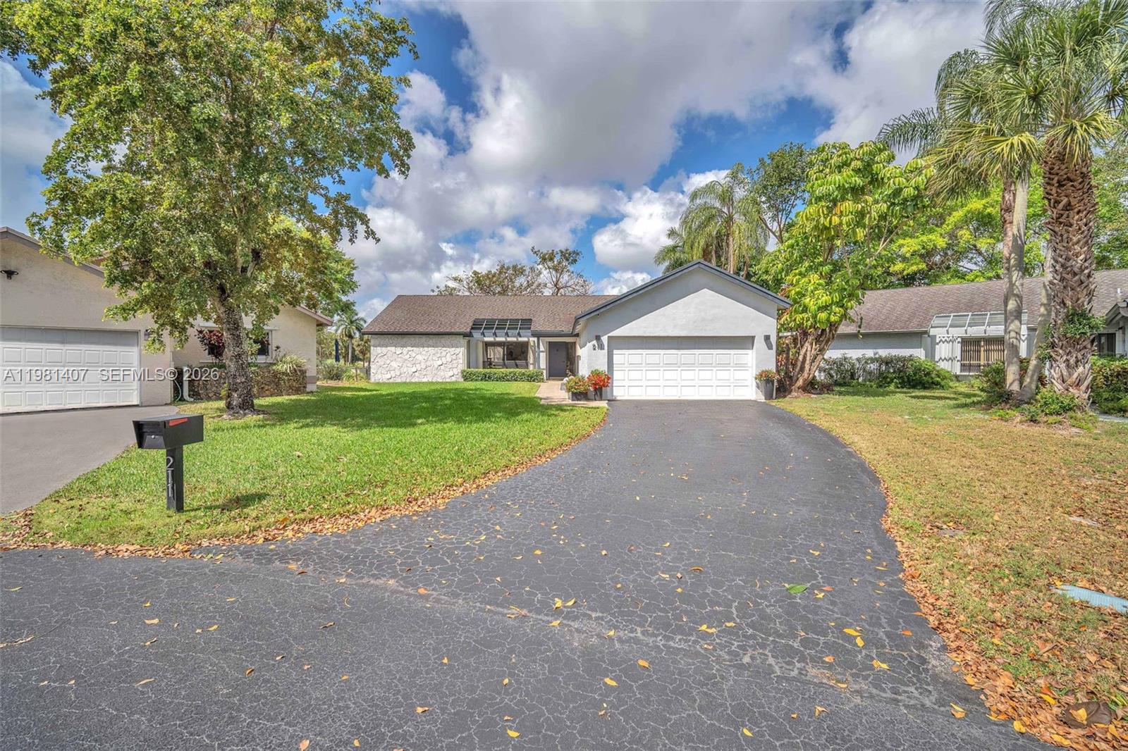 211 Southwest 87th Terrace Plantation, FL 33324 - Photo 6 of 54