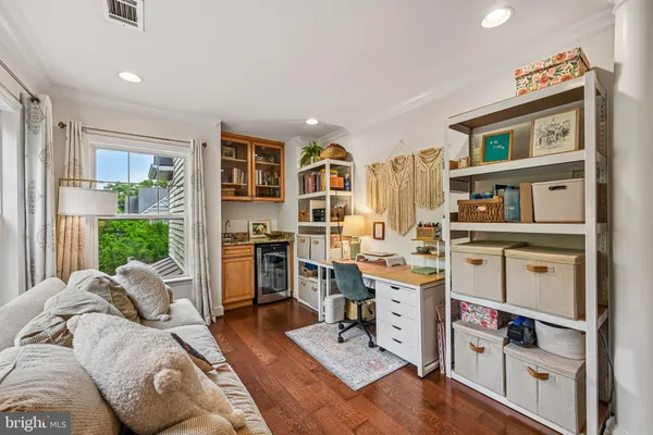 $649,900 | 100 New Market Court, Catonsville, MD 21228