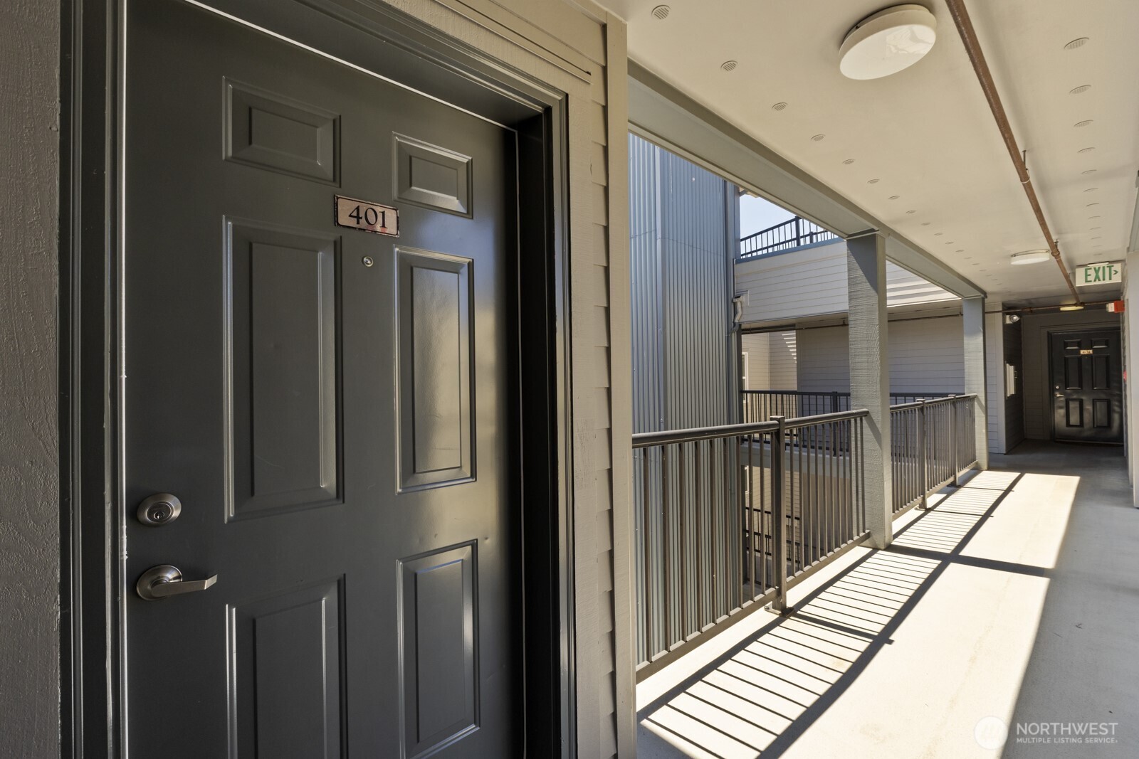 600 North 85th Street, Unit 401 Seattle, WA 98103 - Photo 10 of 39