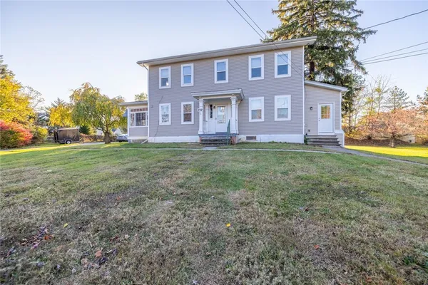 $1,600 | 757 Holt Road, Unit 2, Webster, NY 14580