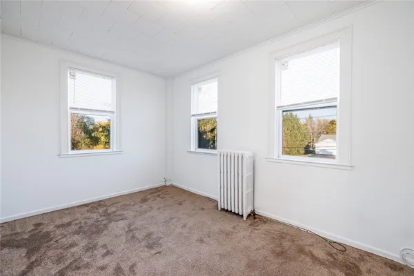 $1,600 | 757 Holt Road, Unit 2, Webster, NY 14580