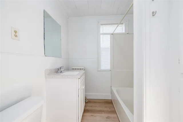 $1,600 | 757 Holt Road, Unit 2, Webster, NY 14580