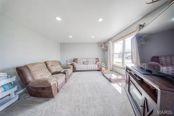 $174,900 | 415 Hutchinson Drive, Rolla, MO 65401