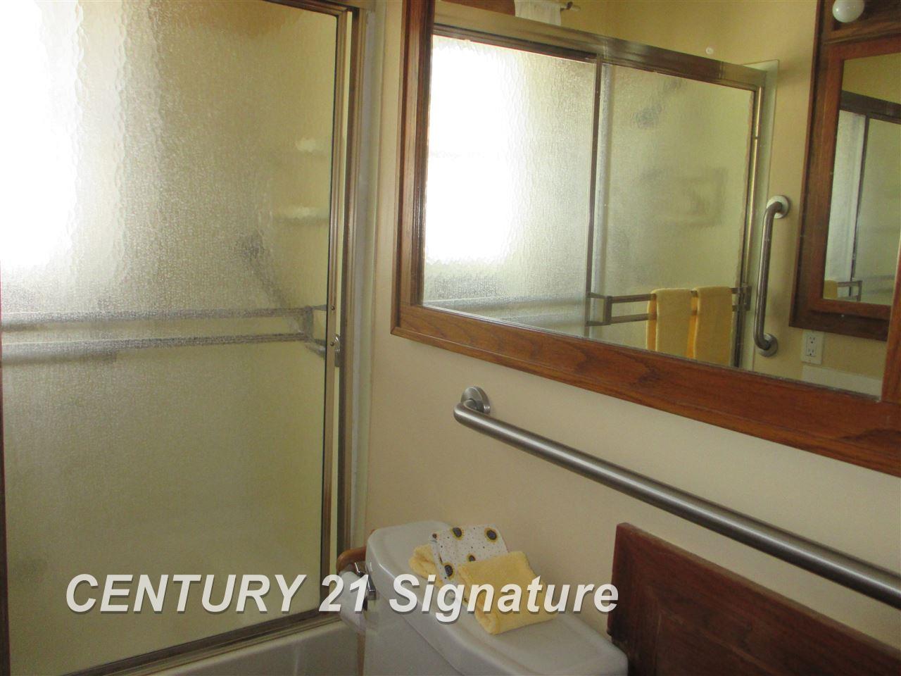 5315 Flushing Road Flushing, MI 48433 - Photo 17 of 23