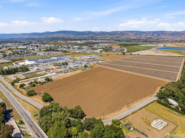$12,500,000 | 5330 Bolsa Road, Gilroy, CA 95020