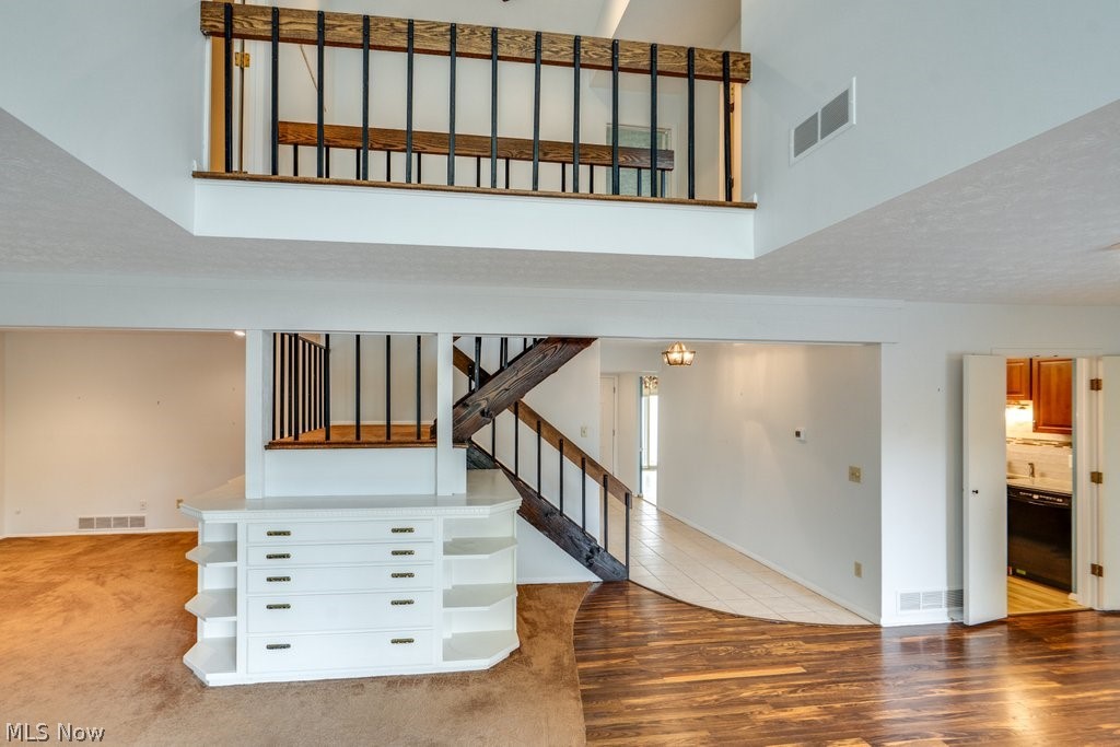 3388 South Smith Road Fairlawn, OH 44333 - Photo 29 of 31 The built in with drawers and shelves galore and secret storage.