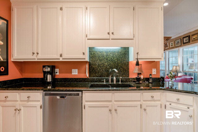 509 Trace Crossing Daphne, AL 36526 - Photo 13 of 41 Granite countertops!