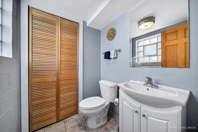 $639,900 | 225 Elmwood Drive, Naperville, IL 60540