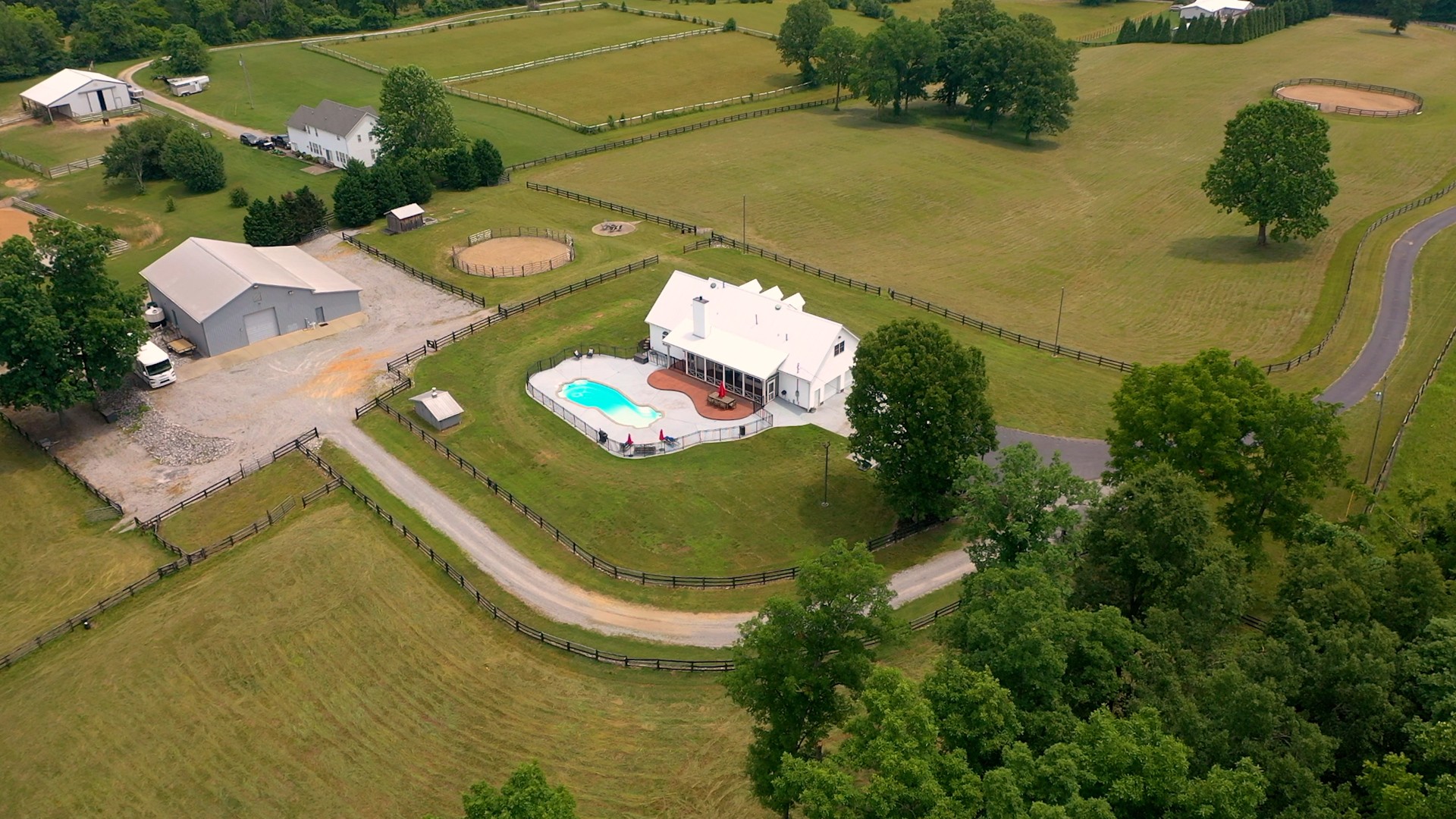 885 Southerland Road Dickson, TN 37055 - Photo 1 of 40 an aerial view of a house