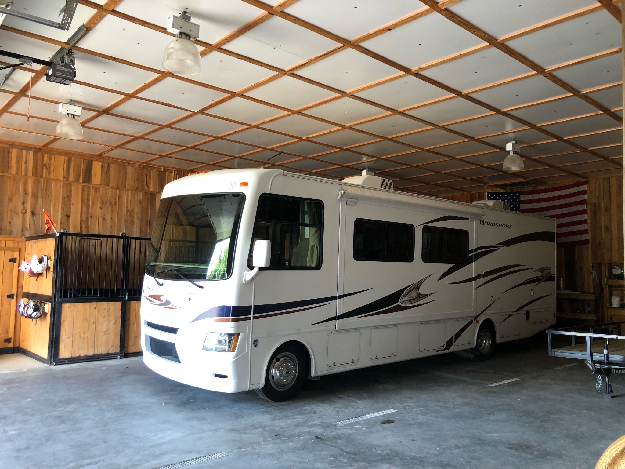 885 Southerland Road Dickson, TN 37055 - Photo 30 of 40 a utility room with dryer and washer
