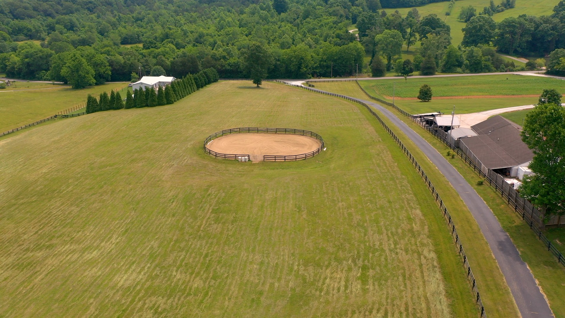 885 Southerland Road Dickson, TN 37055 - Photo 35 of 40 a view of a swimming pool with a yard