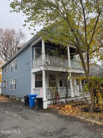 $1,700 | 147 Homestead Avenue, Unit 1, Albany, NY 12203